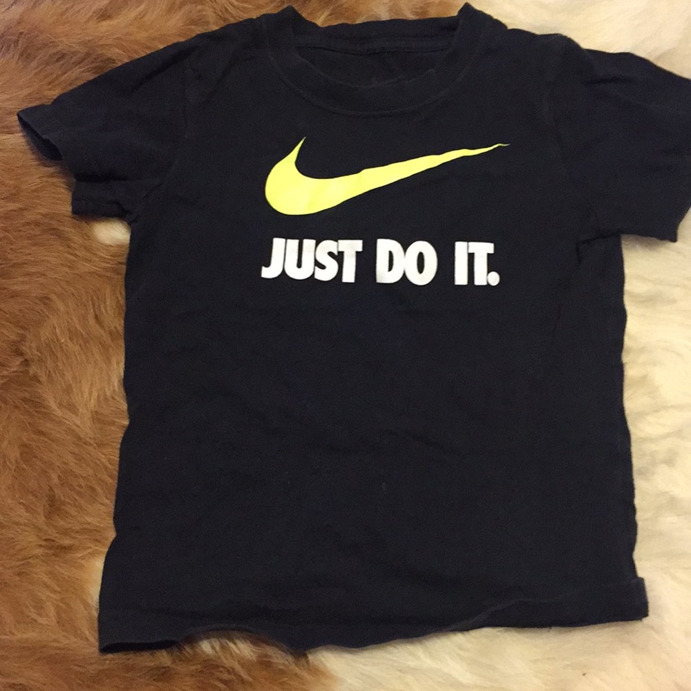 Boys Nike shirt